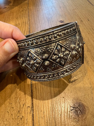 Large  Hinged Silver Cuff Bracelet|123857