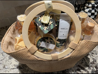 Vanilla Bath / Spa Set in Decorative Bag RCD|96023