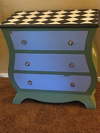 DM: Alice in Wonderland end table