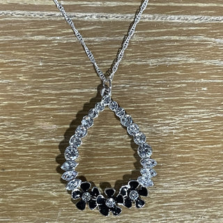 teardrop black flowers w/ rhinestones, 18" chain RSV
