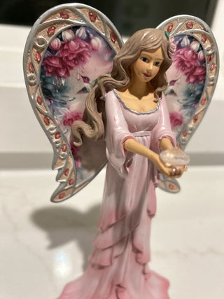 Lena Liu "Angel of Fluttering Renewal"