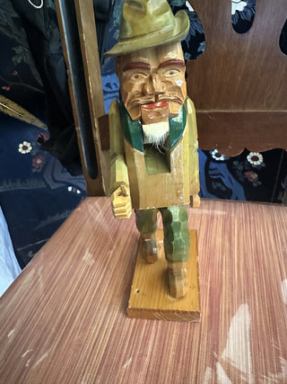 Vintage 8.5 Hand carved wooden hunter nutcraker GDR German #47 VV MTS