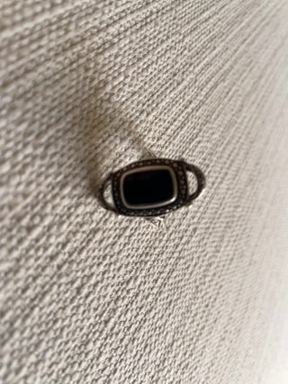 Vintage black Onyx and silver ring size 7