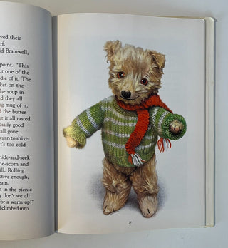 Vintage 1988 Old Bear Tales Hardcover Book RSV