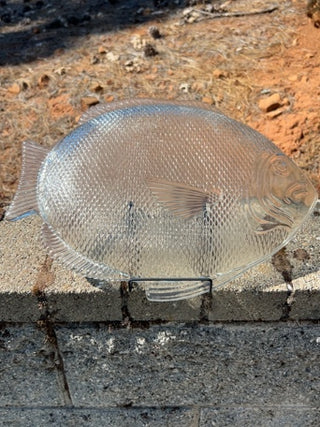 JP Made In USA  Fish-Shaped 15.5" x  11" Glass Plate Platter Oven-Proof Vintage