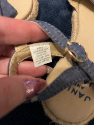 NEW Janie And Jack Bow Chambray Espadrille Sandals Sz 9