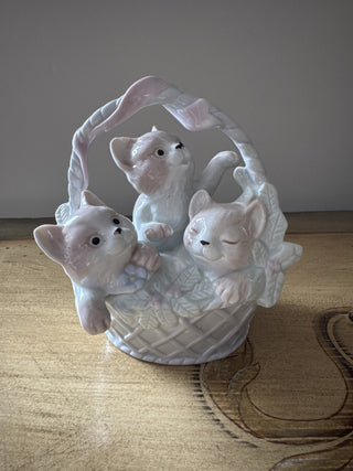 AJ - Basket of Kittens MTS|97012