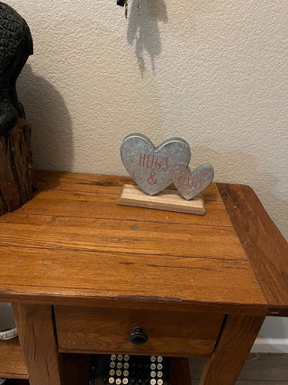Hugs and Kisses Sign RCD