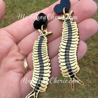 Gold Centipede Black Heart Post MTS|110130