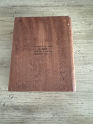 AJ - H. Upmann Cigar Box MTS