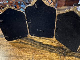 Reusable Triple Trifold Framed Santa Pictures. RSV|128610