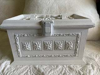 vintage white wood sewing box or box RSV