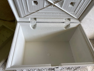 vintage white wood sewing box or box RSV