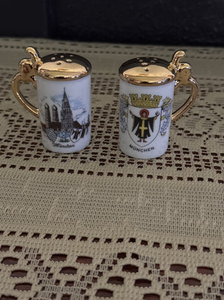 Vintage Munich Germany Beer Steins Salt and Pepper Shaker set - RCD