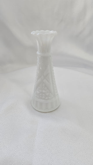 Anchor Hocking Milk Glass Vase|92451