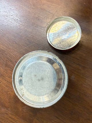 vintage calumet trial size baking powder tin RSV