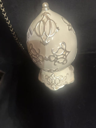 Appletree Design Egg Shape NativityMusical 8 3/8" #62 VV MTS