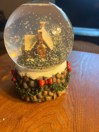MJ94- VTG Thomas Kincaid Snow Globe  MTS