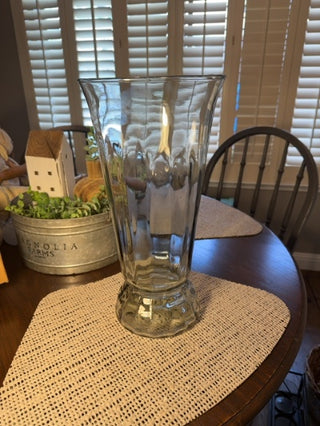 14" Clear Trumpet Vase RSV