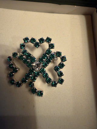 Vintage Rhinestone Shamrock Iris Celtic Brooch #62 VV MTS