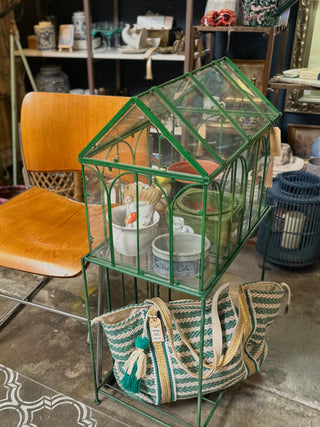 VTG 80-90’s terrarium w/stand