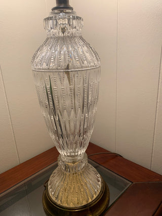 Vintage Glass cut  detailed  w/brass lamp MTS|133689