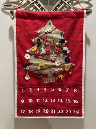 AJ - RH Felt Advent Calendar MTS|134625