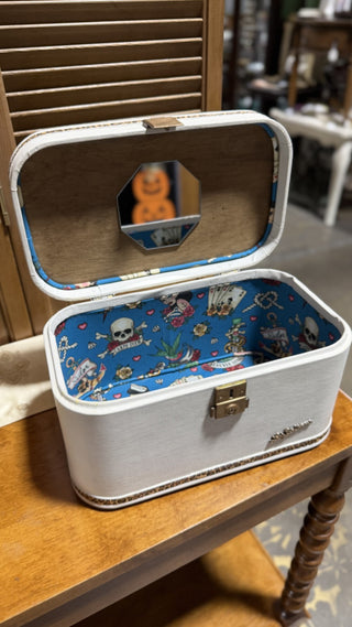 White Train Case Mini Bar RCD|122912