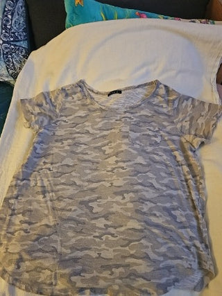 Gray Camouflage t-shirt