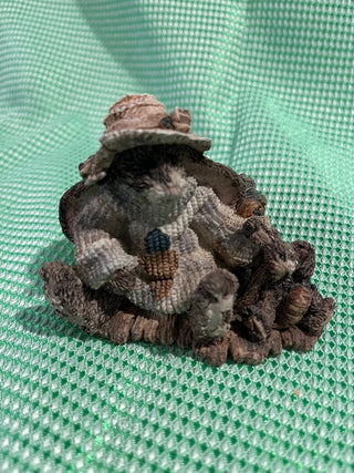 Boyds Bears Style #2229 Charlotte And BeBe...The Gardeners RSV