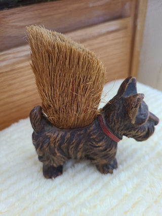 Syroco Wood Composit Scottie Dog Clothes & Hat Wisk RCD