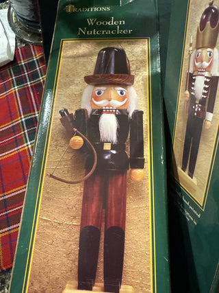 Traditions Wooden Bow/Arrow Nutcracker-KL RCD