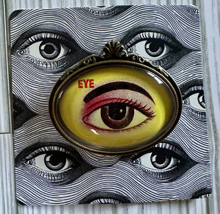 Vintage Style Brooch: Eye w/ Silvertone Bezel RCD|116768