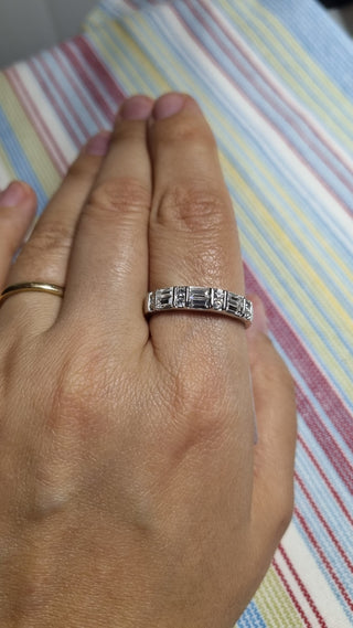 Costume ring with rhinestones Sz9.5|68314