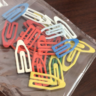 Vtg Multicolored Plastic Paper Clips RSV
