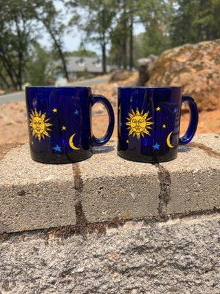 ONE vintage Libbey cobalt blue glass celestial mug