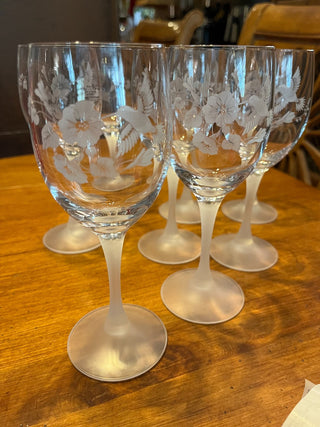 Vintage Avon 24% Lead Crystal Etched Hummingbird White Wine Glass RSV