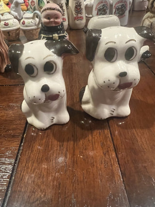 Vintage Dog S&P shakers RCD