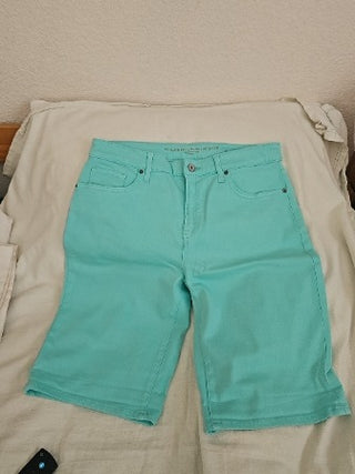 So Slimming Girlfriend Shorts
