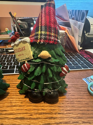 "Holiday with my Gnomies" resin figurine w/lights, 7" RCD|95925