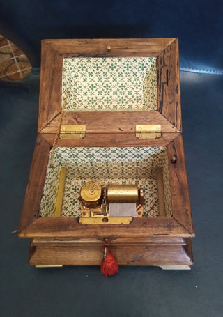 MW Reuge Swiss Music Box|78948