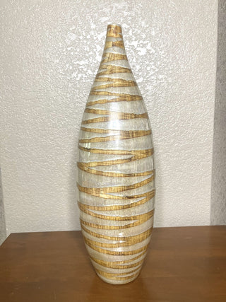 CR - Tiffany Vase (MTS)|111129