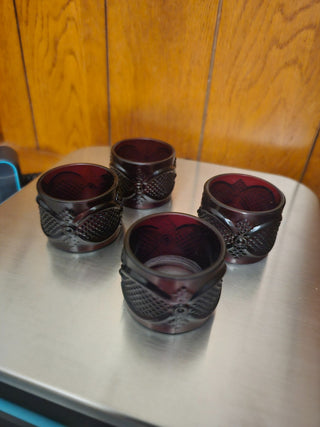 Avon 1876 Cape Cod Napkin Rings Set/4 NEW|67949