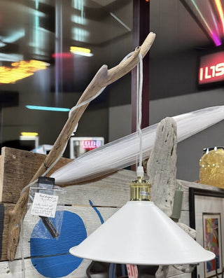 Driftwood Wall Sconce (plug-in) (LZD-RSV)