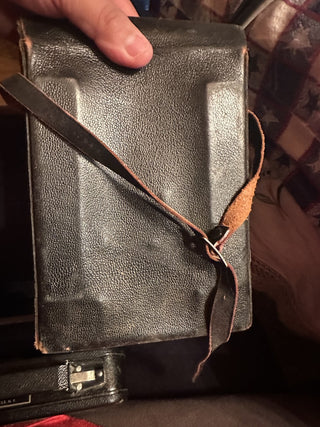 Kodak Cine-Kodak eight Model 20 Vintage movie camera and case #47 VV MTS|133116