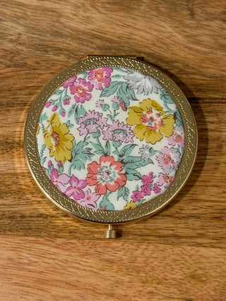 Liberty Compact Mirror-Honeydew|139622