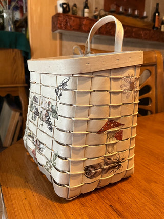 Hanging Mushroom Desaigned Whicker Basket RSV|101699
