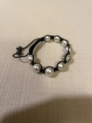 Black macramé, faux pearl bracelet