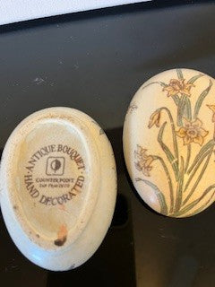 #2052 Daffodil Trinket Box  RSV