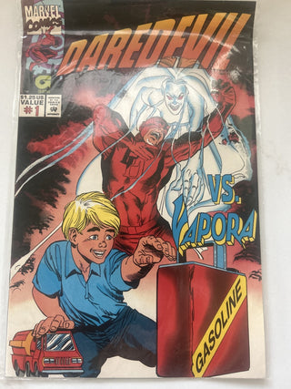 Rare Daredevil vs Vapora Comic Book Marvel Comics-RSV